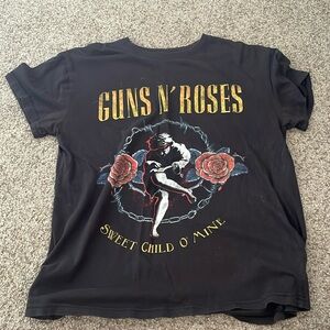 Graphic Tee - size M
